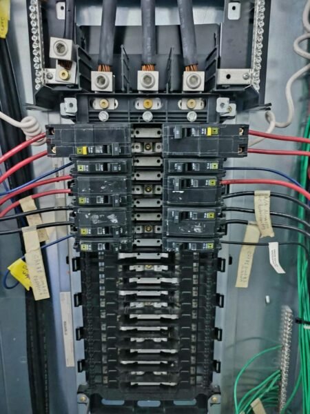 Técnico de electricidad profesional en Choloma Cortés a tu servicio